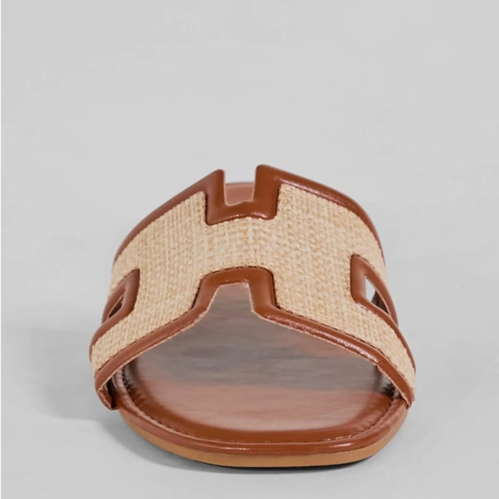 NIB Chestnut With Raffia H Band Detail Sandals, 7.5 - Picture 4 of 4